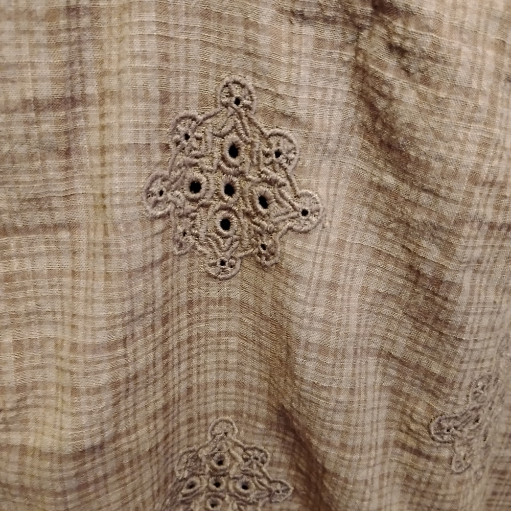 Democracy Tan Embroidered Blouse - Picture 4 of 9